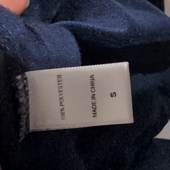 Carole Hochman Navy Blue Velour Cowl Neck Sweater Size Small - Picture 4 of 5